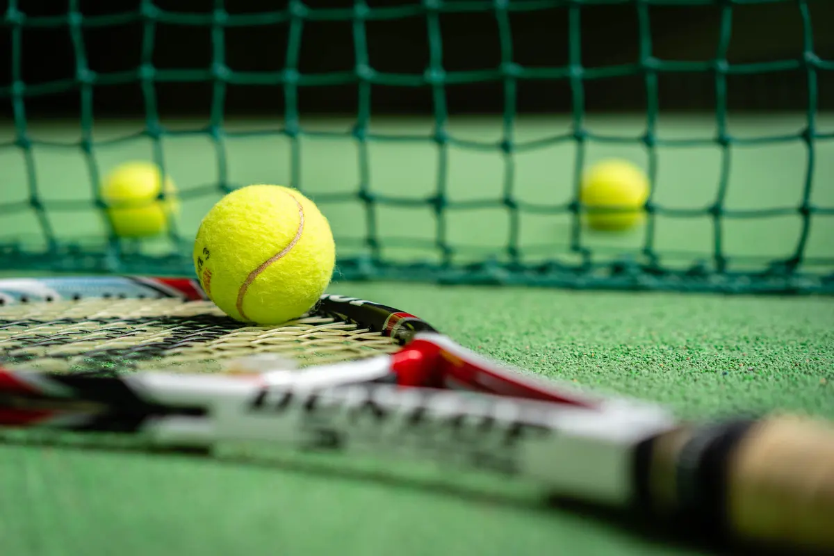 Tennisplatz 1